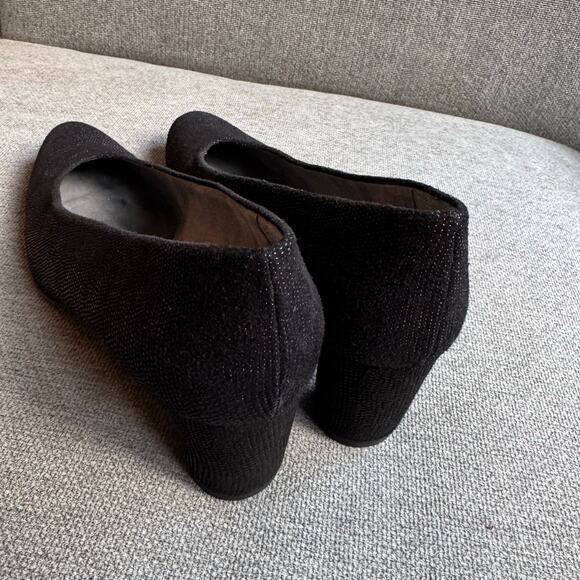 Stuart Weitzman Textured Kenna Black Leather Pump Classic Mature Women's 8.5 - Picture 9 of 12